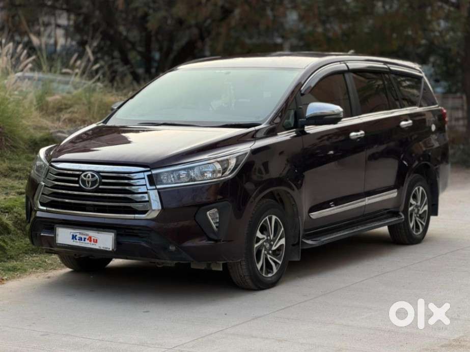 Toyota Innova Crysta [2020-ongoing] 2.4 Gx 7 Str, 2022, Diesel