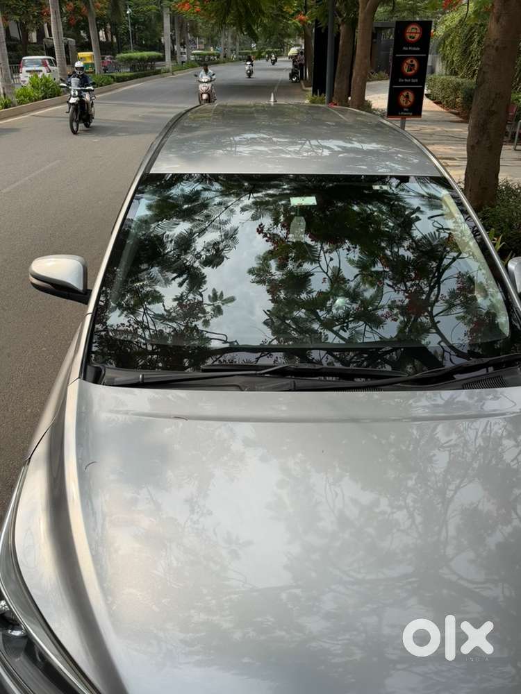 Toyota Innova Crysta 2017