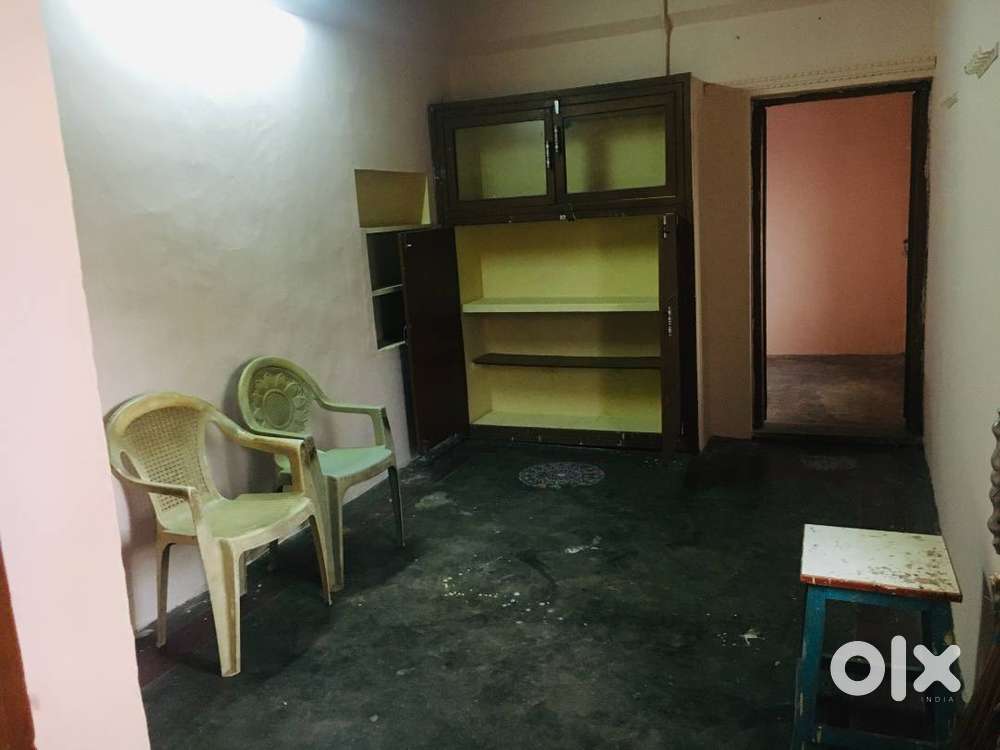 1bhk Opp to Villivakkam railway station For Rent: Houses