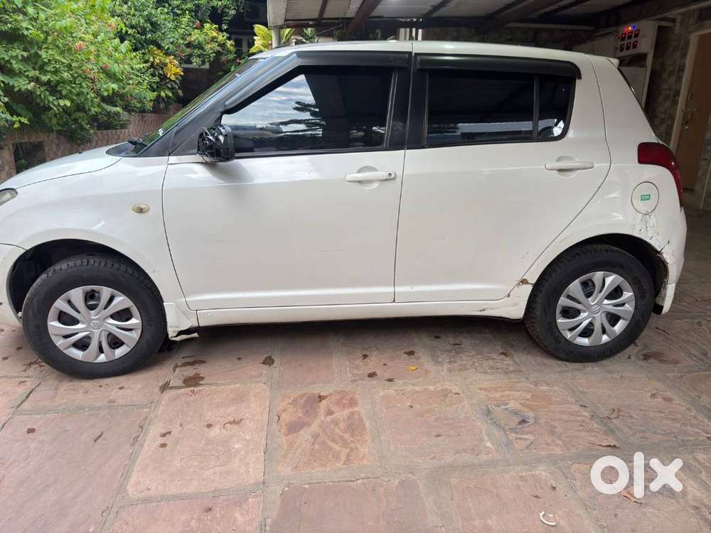 Maruti Swift Vxi 1.3 Bs3 (2009)  New Tyres  Fresh Battery  Excellen