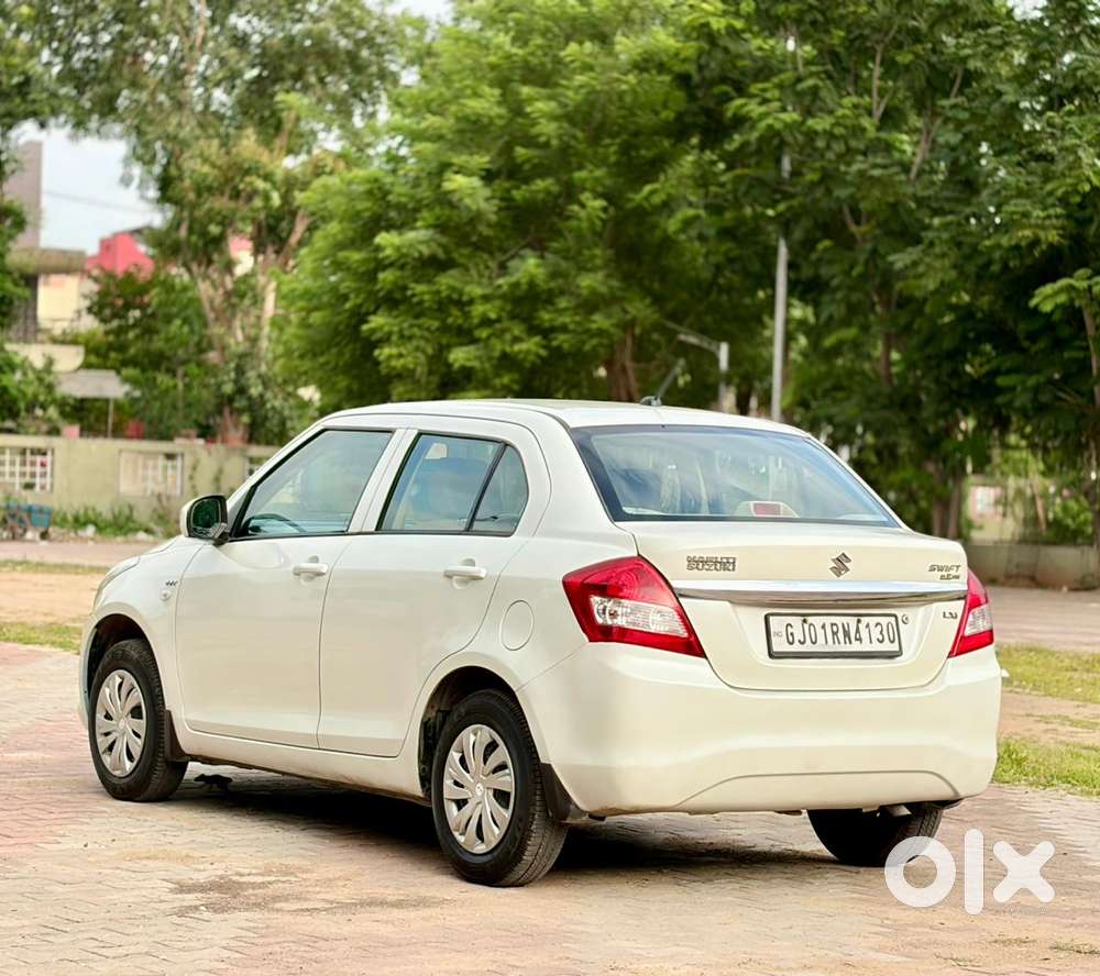 Maruti Suzuki Dzire 1.2 Lxi, 2016, Petrol