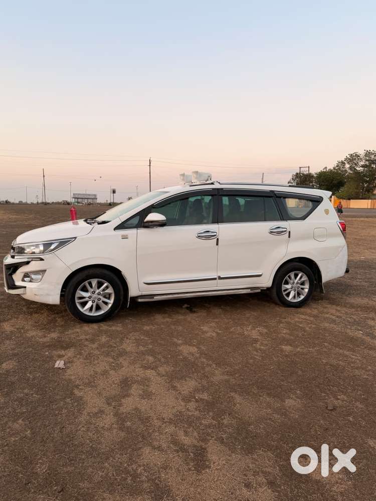 Toyota Innova Crysta 2.4 Gx Mt, 2020, Diesel