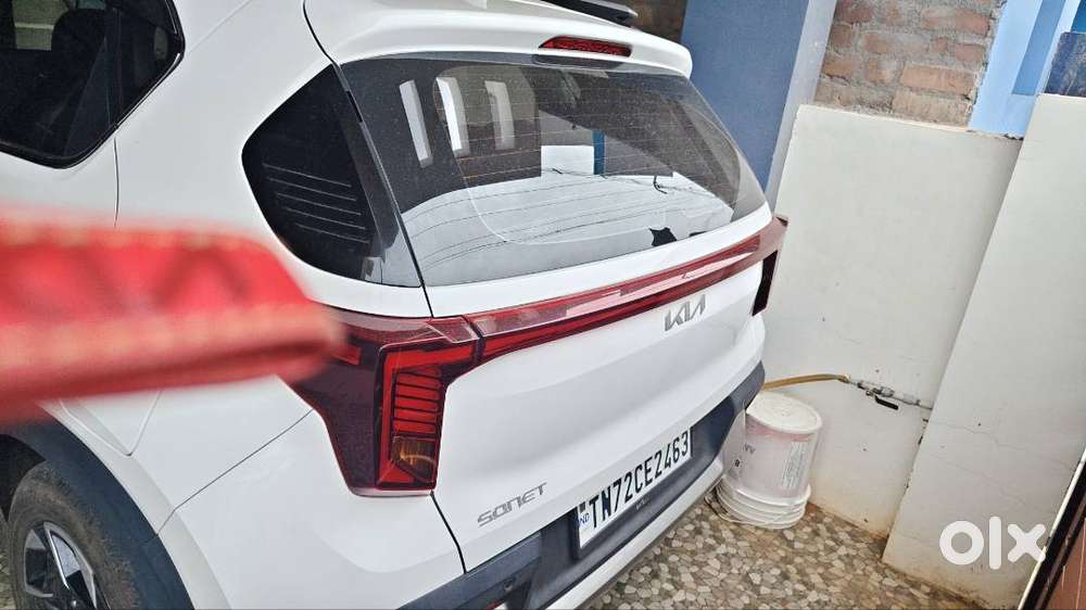 Kia Sonet 2024 Petrol 9000 Km Driven