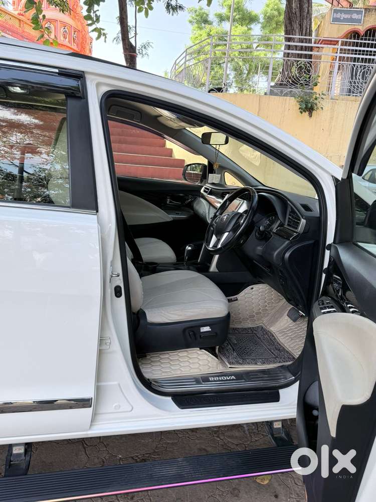 Toyota Innova Crysta 2.8 Zx Automatic 7 Str, 2021, Diesel