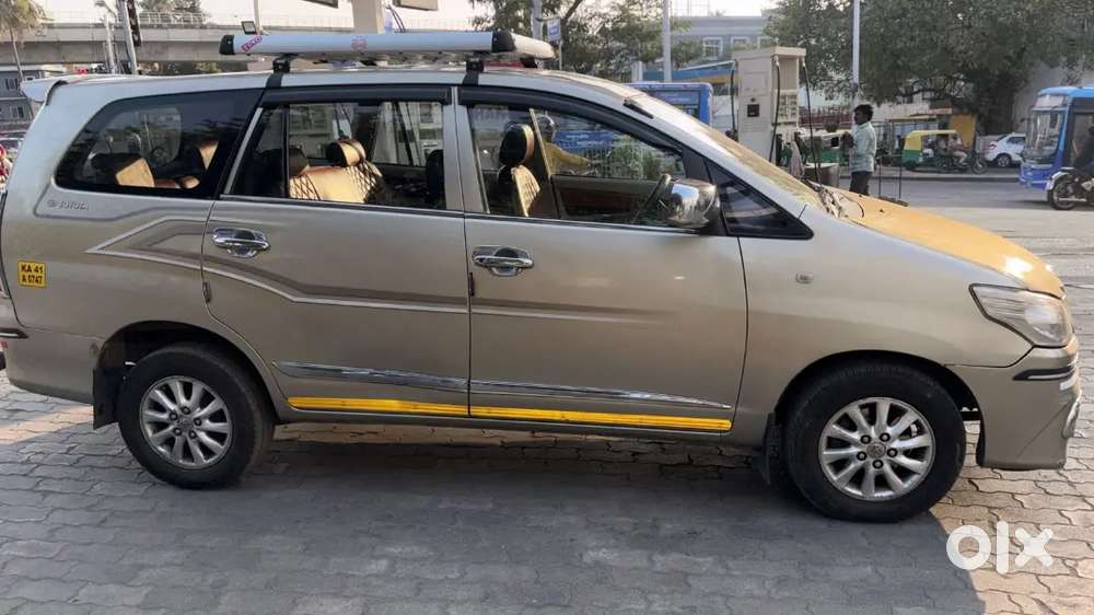 Toyota Innova 2011 Diesel Well Maintained