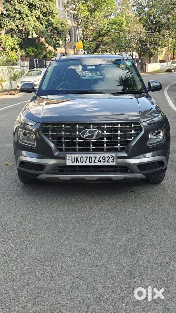 Hyundai Venue 1.2 S (o), 2021, Petrol