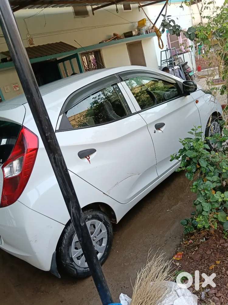 Hyundai Eon 2017 Petrol 50000 Km Driven
