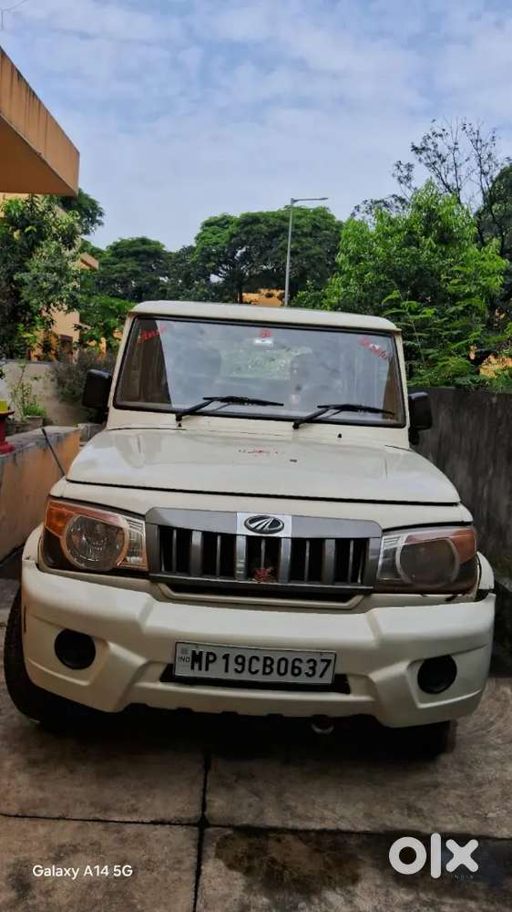 Bolero
Sle 2wd
7str Bsiii