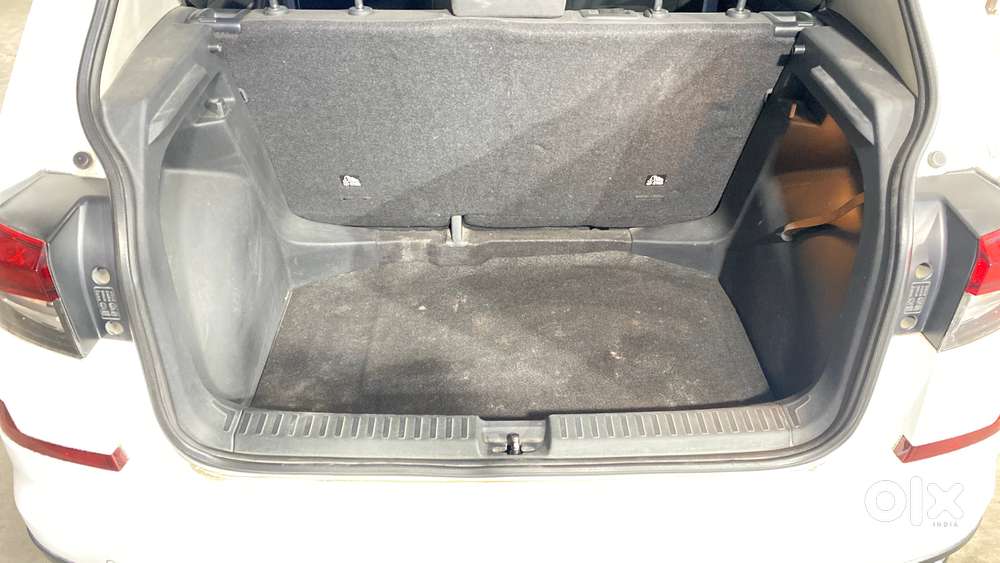 Skoda Kushaq 1.0 Tsi Active, 2022, Petrol