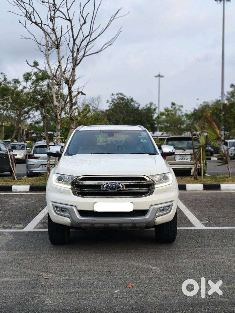 Ford Endeavour, 2016, Petrol
