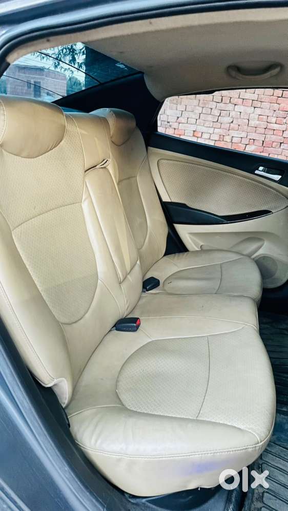 Hyundai Fluidic Verna 2015 Year