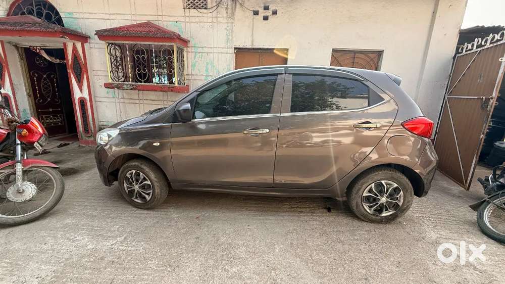 Tata Tiago Revotron 2019 Manual ...