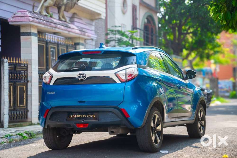 Tata Nexon 1.2 Revotron Xz Plus Dual Tone, 2018, Petrol