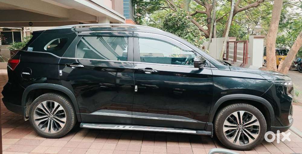 2022 Mg Hector Plus Diesel 6-seater Mt  Only 12,500 Km  1st Owner