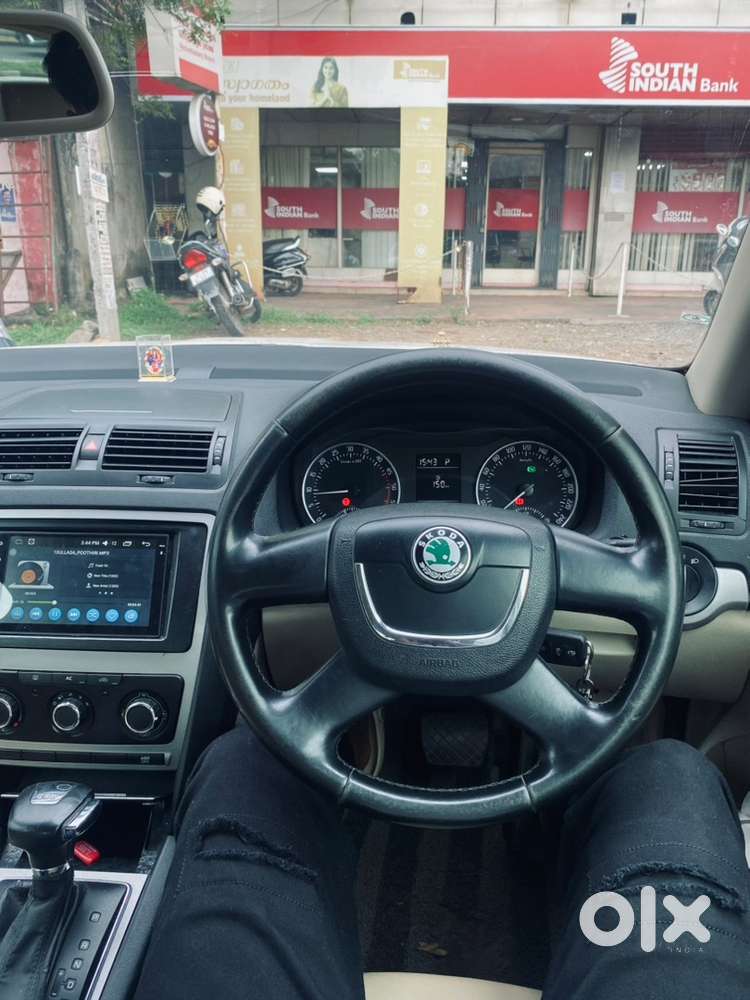 Skoda Laura Diesel Automatic 2010