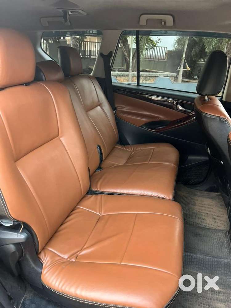 Toyota Innova Crysta 2017 Diesel Well Maintained