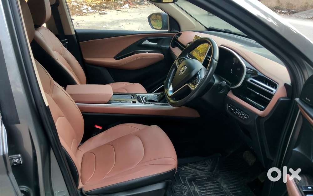 Mg Hector Plus Sharp Pro 1.5 Turbo Petrol Cvt 7 Str, 2023, Petrol
