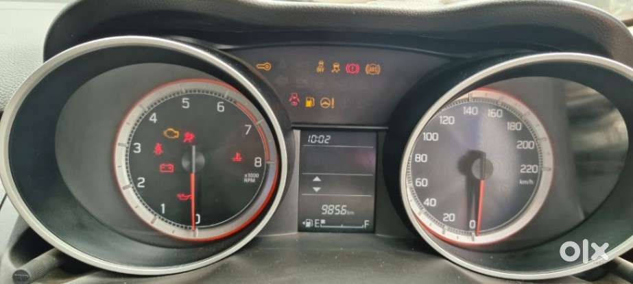 Maruti Suzuki Swift Vxi + Manual, 2023, Petrol