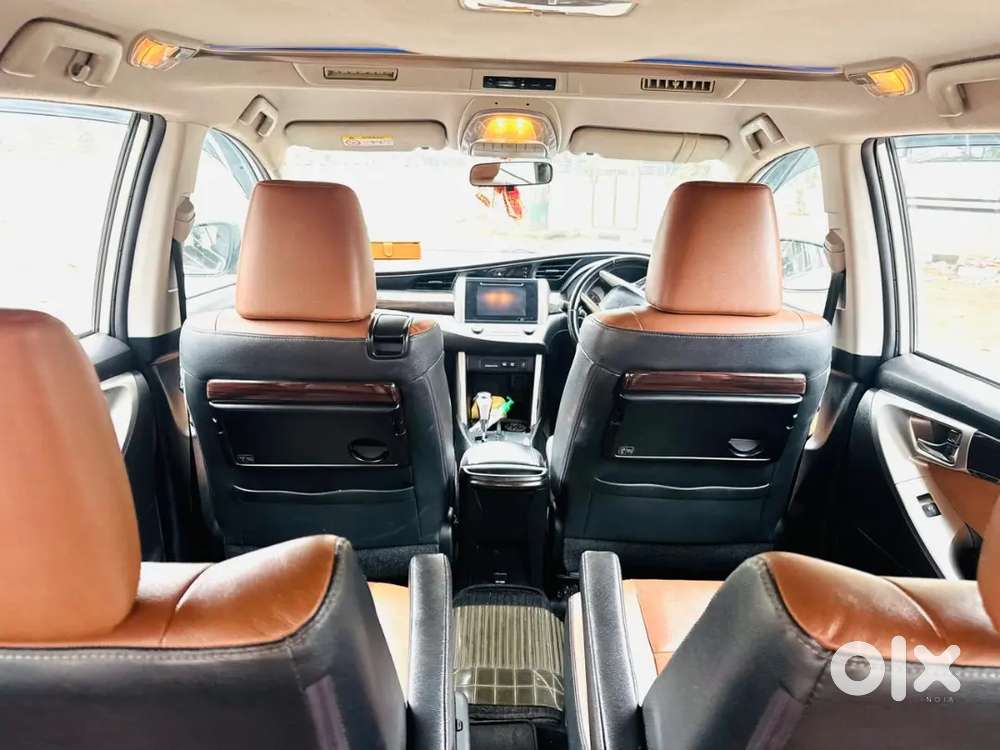 Toyota Innova Crysta