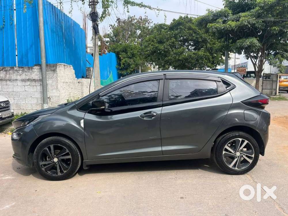 Tata Altroz Xz Plus (s), 2024, Petrol