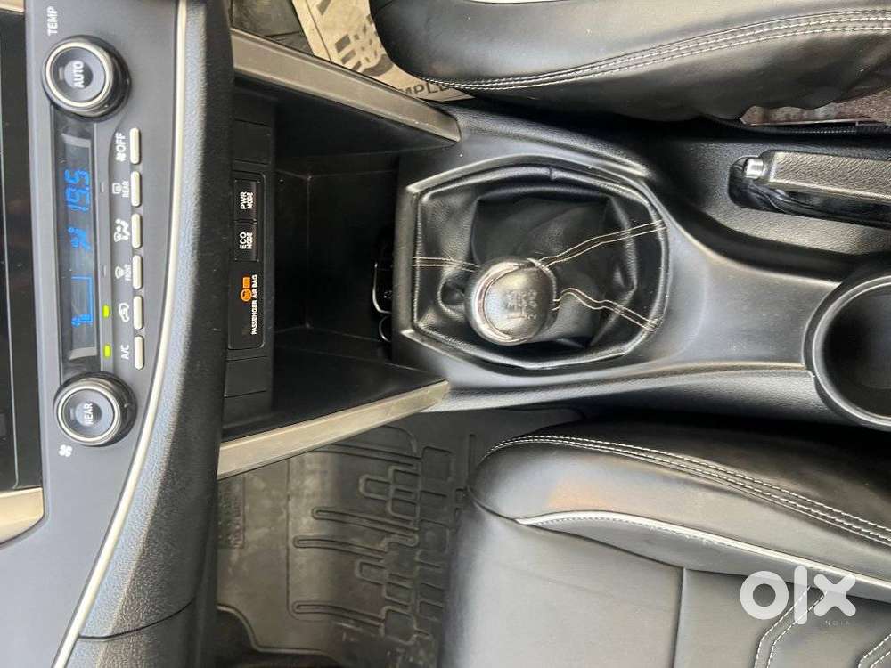 Toyota Innova Crysta 2.4 V 8 Str, 2019, Diesel
