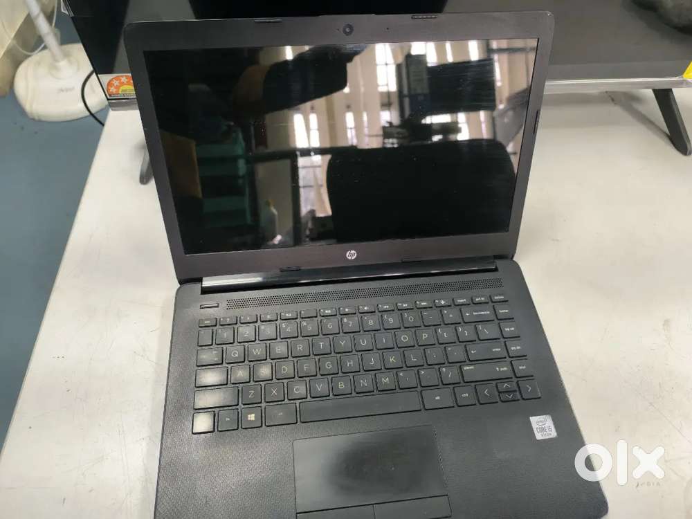 Hp Notebook Hp 14s Ck2018tu HP Laptop (HP 14-CK2018TU