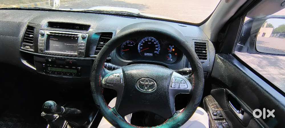 Toyota Fortuner 2015