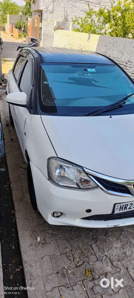 Toyota Etios Liva 2016