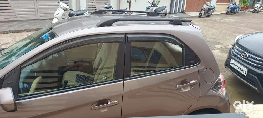 Honda Brio 2013 Petrol Well Maintained