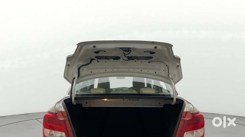 Maruti Suzuki Swift Dzire Zxi + Mt, 2017, Petrol