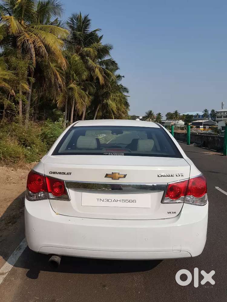 Chevrolet Cruze 2010 Diesel Well Maintained