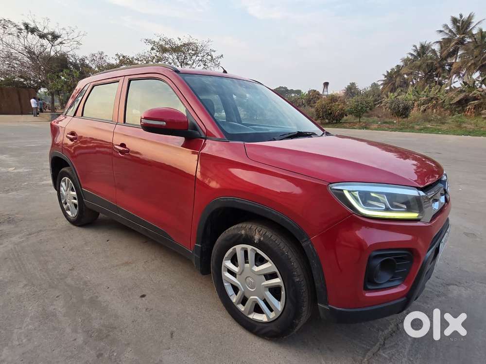 Maruti Suzuki Brezza Zxi Plus At, 2022, Petrol