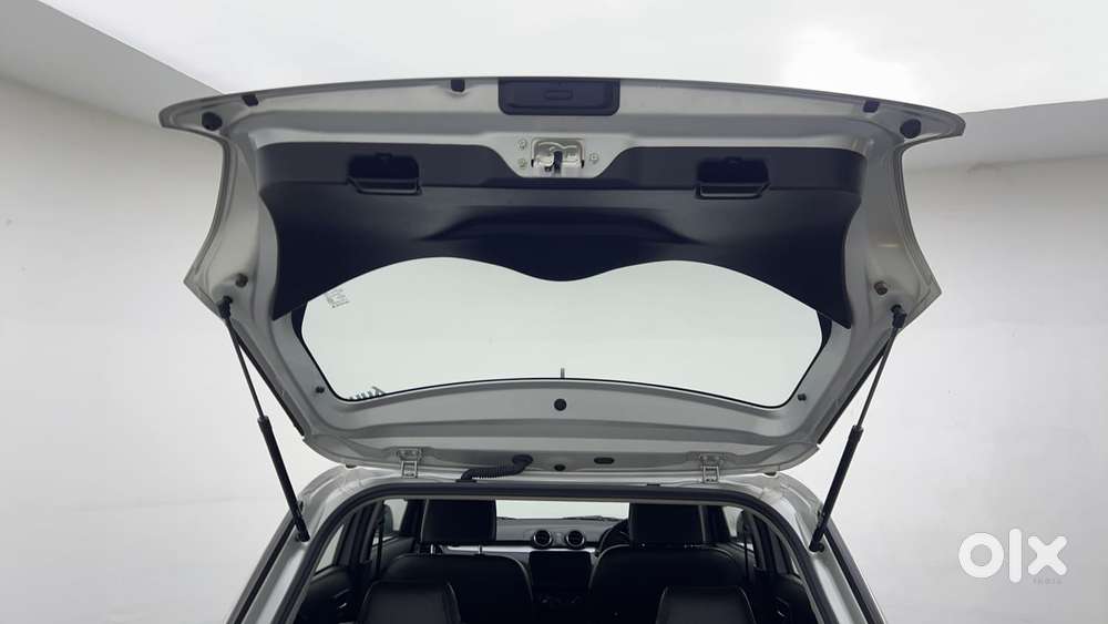 Maruti Suzuki Swift Vvt Vxi, 2022, Petrol