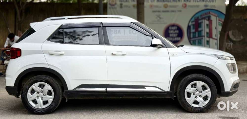 Hyundai Venue S, 2019, Cng & Hybrids