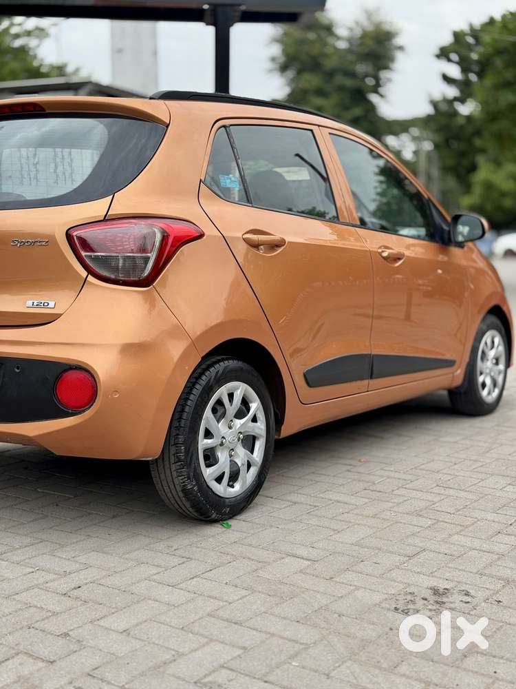 Hyundai Grand I10 1.2 Crdi Sportz Option, 2017, Diesel