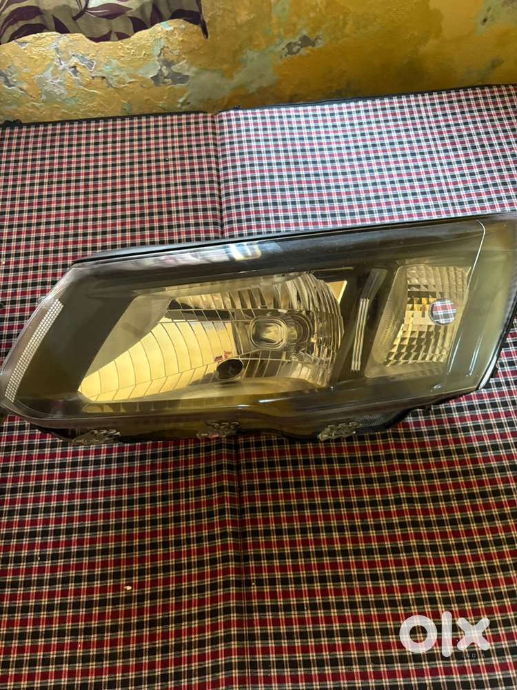 Mahindra XUV 300 Spare Parts 1818973094