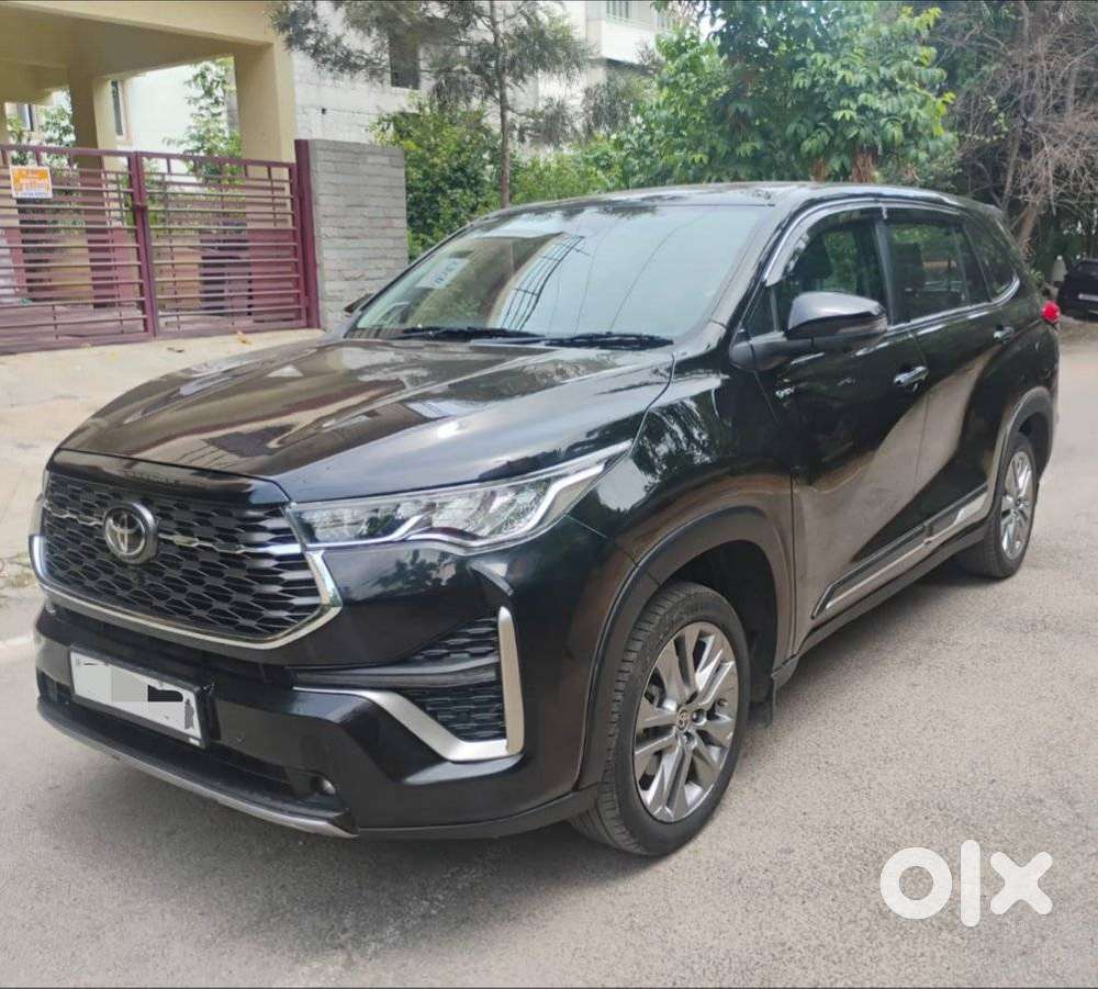 Toyota Innova Hycross 2.0 Zx Hybrid 7 Str, 2025, Petrol