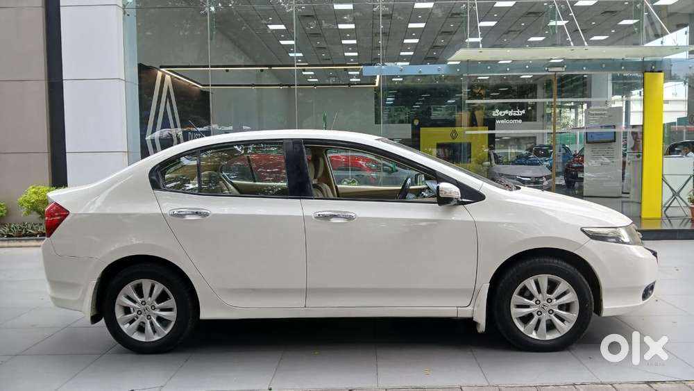 Honda City V Mt, 2013, Petrol