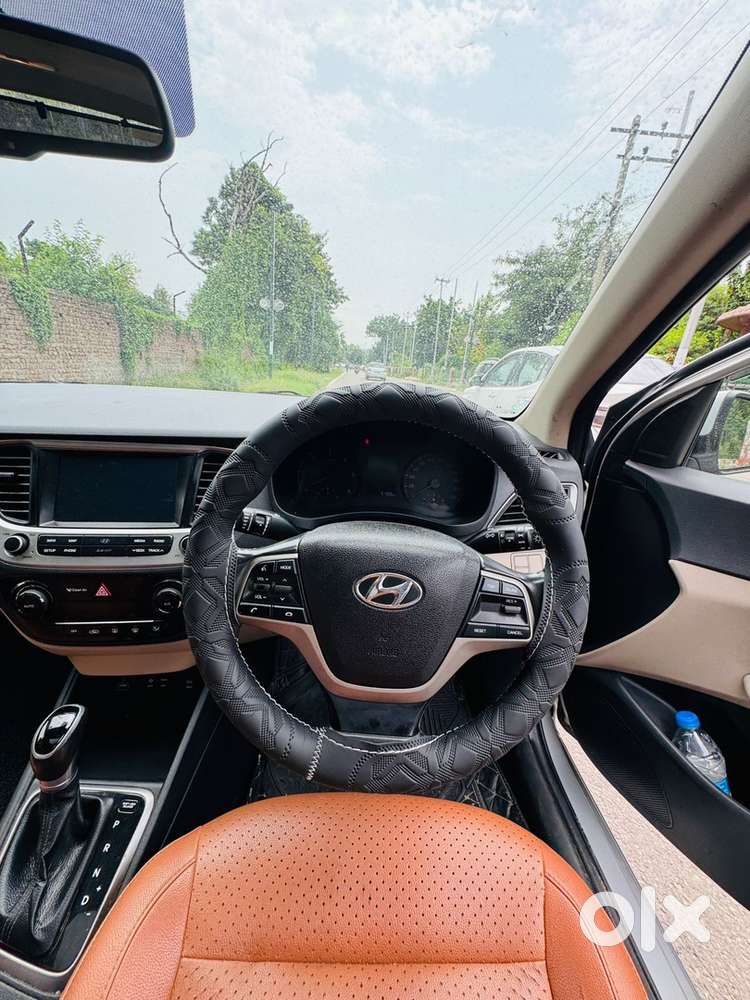 Hyundai Verna Diesel Automatic Full Top