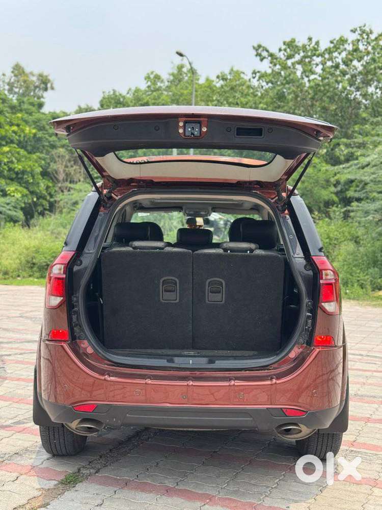 Mahindra Xuv500 G At, 2019, Diesel