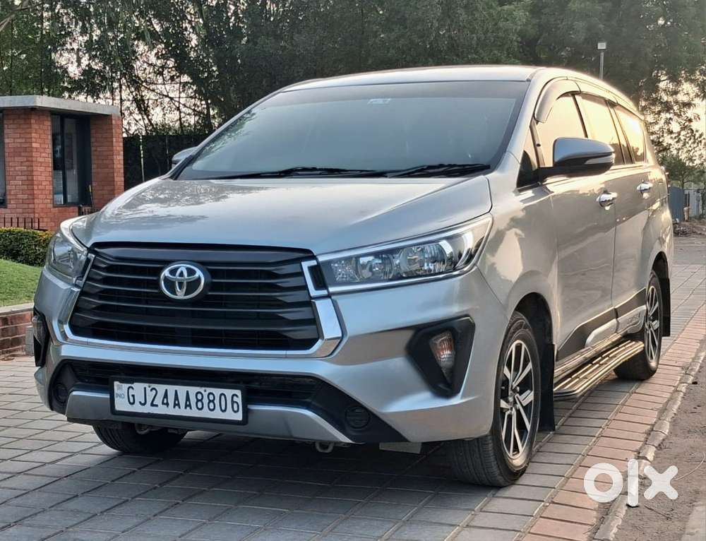 Toyota Innova Crysta 2.4 G Mt 8s, 2017, Diesel