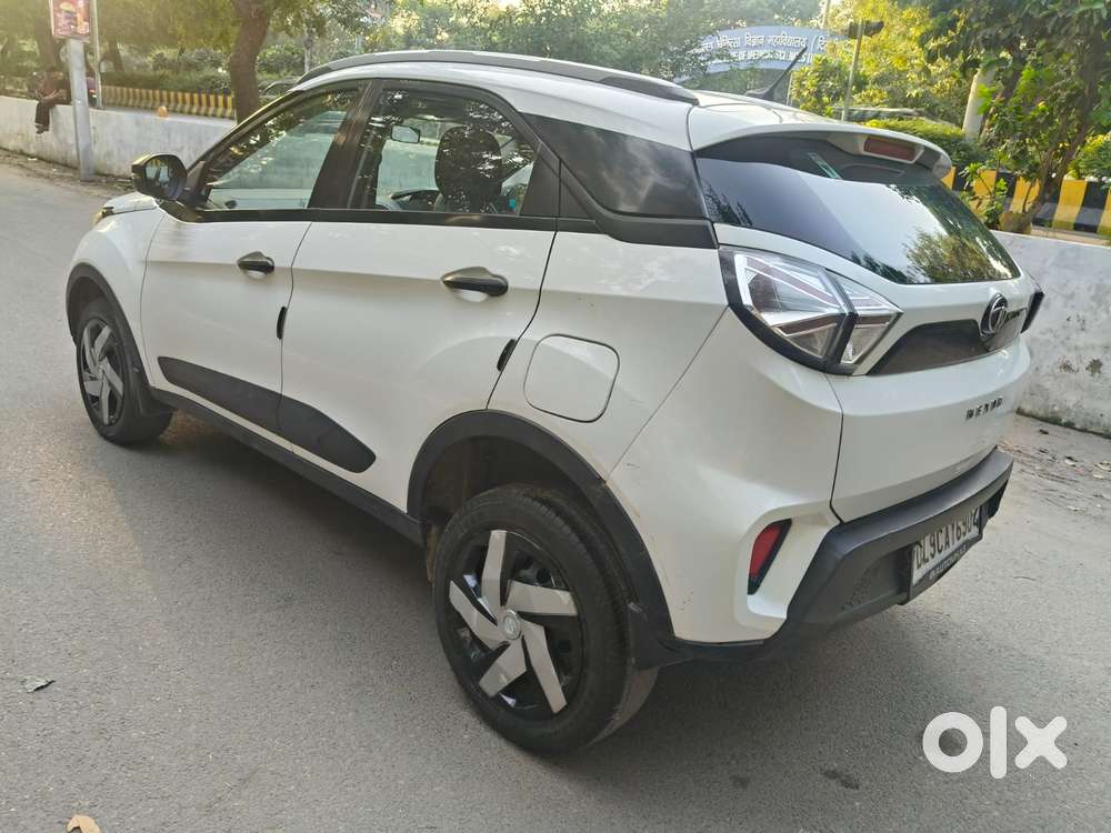 Tata Nexon 1.5 Revotorq Xm (s), 2022, Diesel
