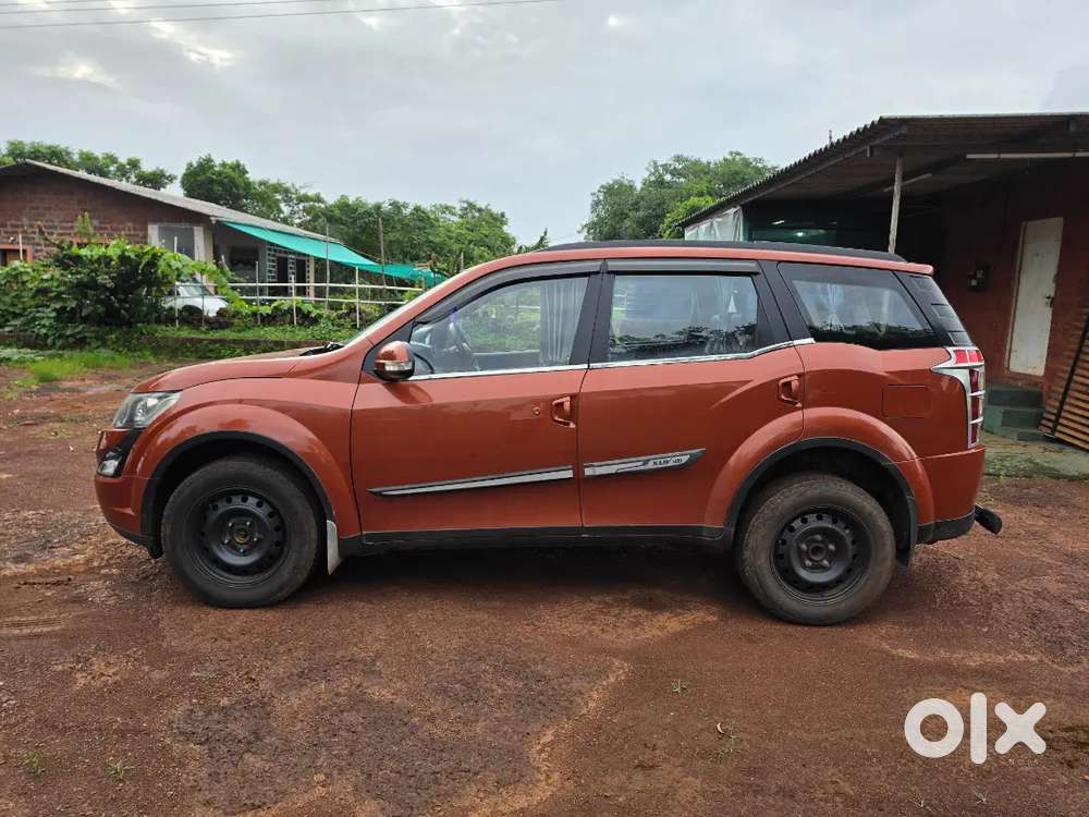 Mahindra Xuv500 W6 2016