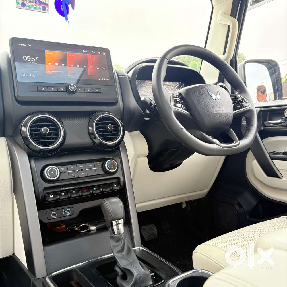 Mahindra Thar Roxx Ax7 L Petrol At 2wd, 2025, Petrol
