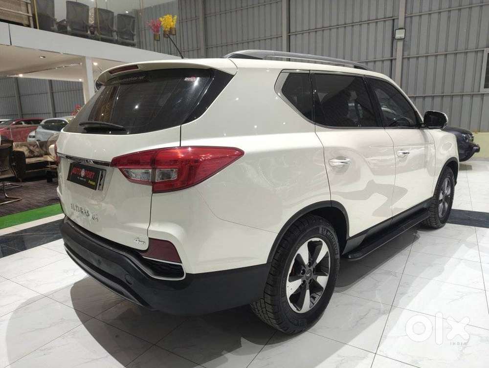Mahindra Alturas G4 4wd At, 2021, Diesel