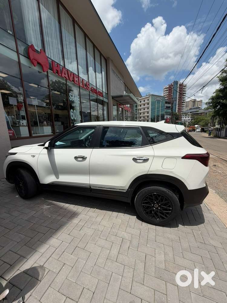 Kia Seltos Petrol 2021