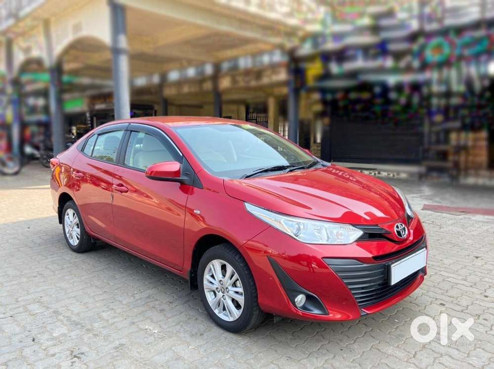 Toyota Yaris  Showroom Condition  Company Service