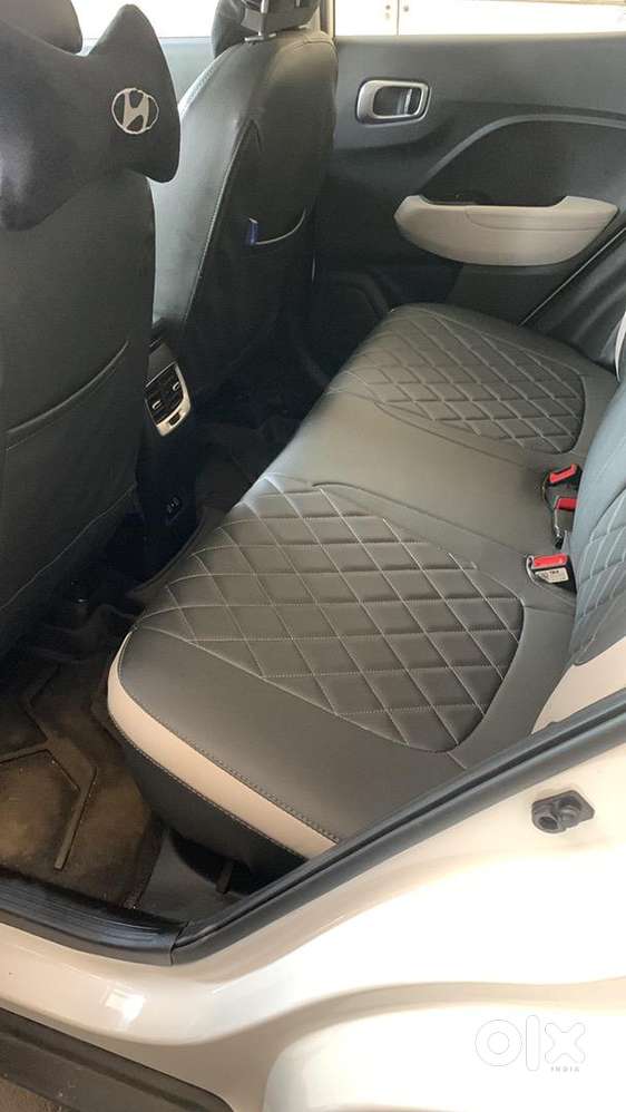 Hyundai Venue 2023 Petrol 11000 Km Driven