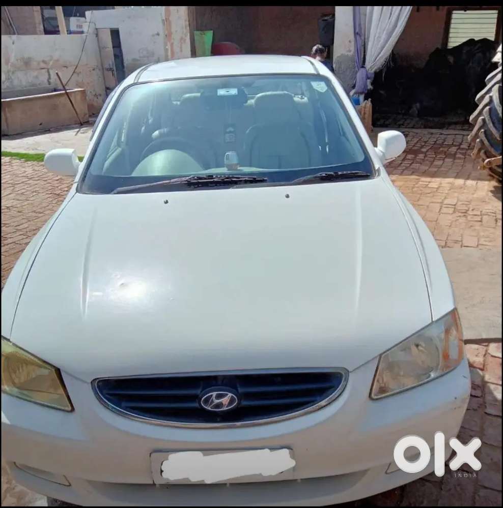 Hyundai Accent Hatchback Petrol 2009