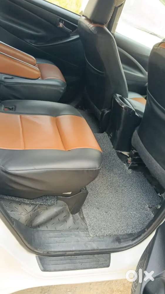 Toyota Innova Crysta